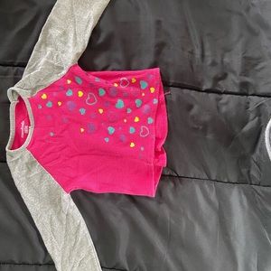 Gently used girls 2 shirts
